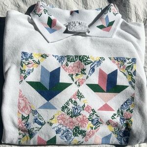 Vintage Cottage Floral Quilt Block Cozy White Sweatshirt